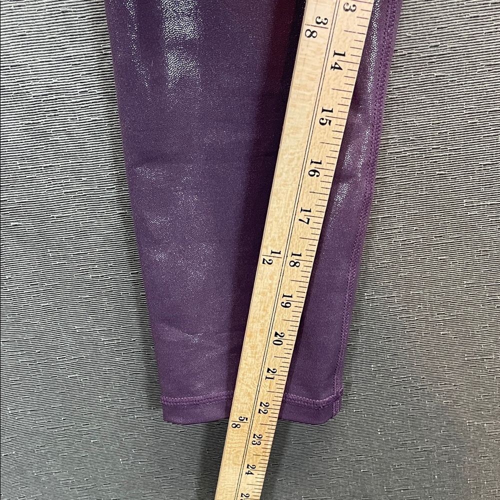 ZYIA Purple High-Waisted lipgloss Leggings with Iridescent Sheen - Picture 5 of 9